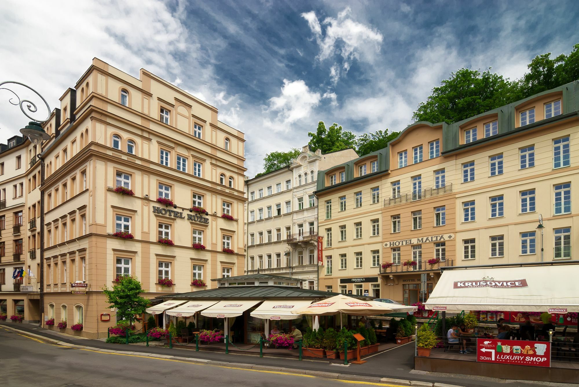 Hotel Ruze Karlsbad Exterior foto